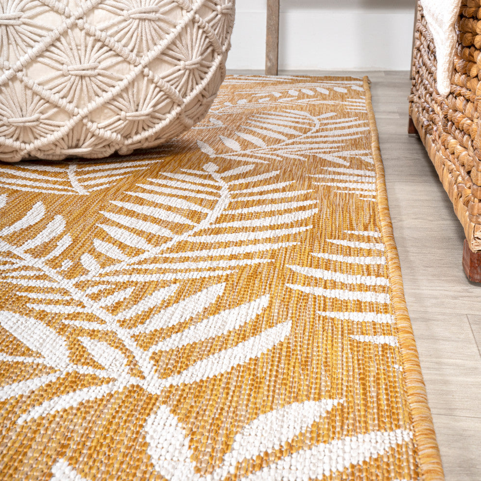 Nevis Palm Frond Indoor/Outdoor, Yellow/Cream, 5' Square