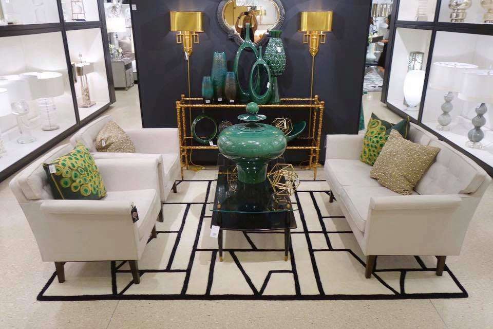 Luxe Oversize MidCentury Modern Ginger Jar  Fat Emerald Green Finial Decorative