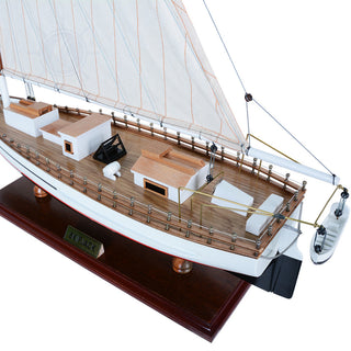 Skipjack Painted (L80) Wooden model sailing boat