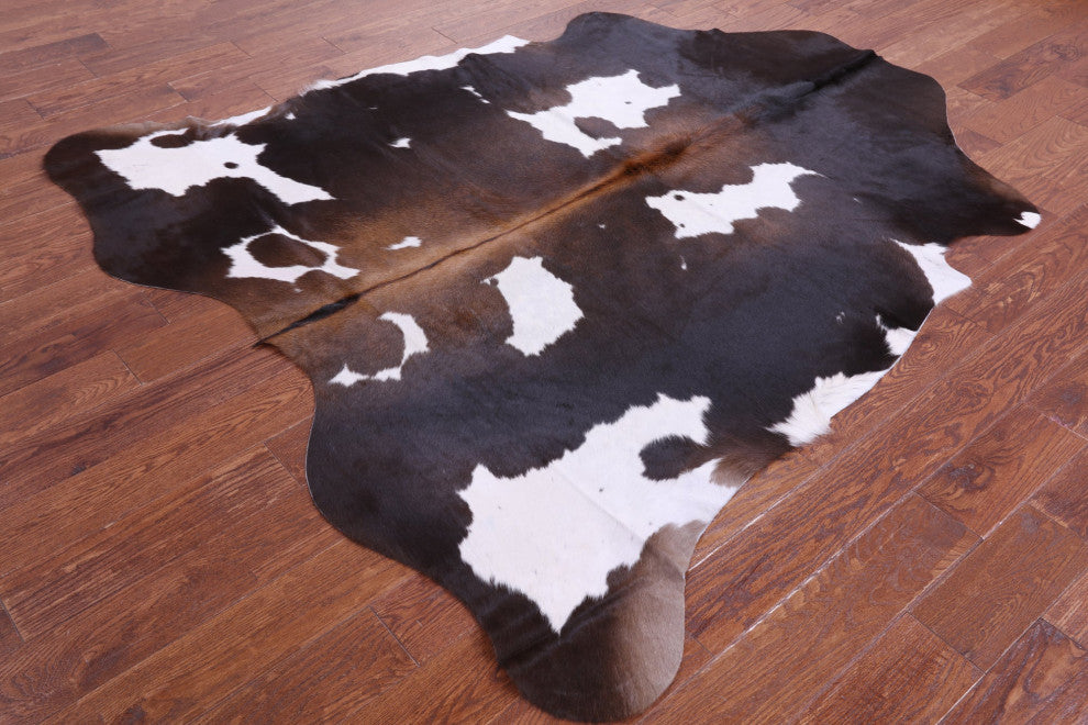 6' 10" X 6' 4" Natural Cowhide Rug C2380