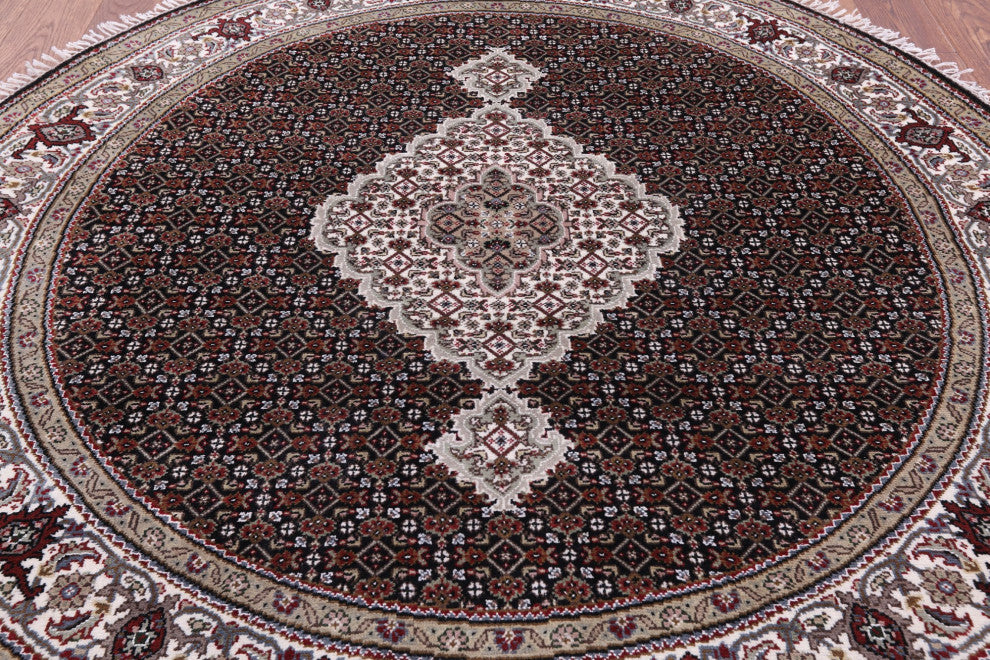 6' Round Wool and Silk Persian Tabriz Handmade Rug Q8915