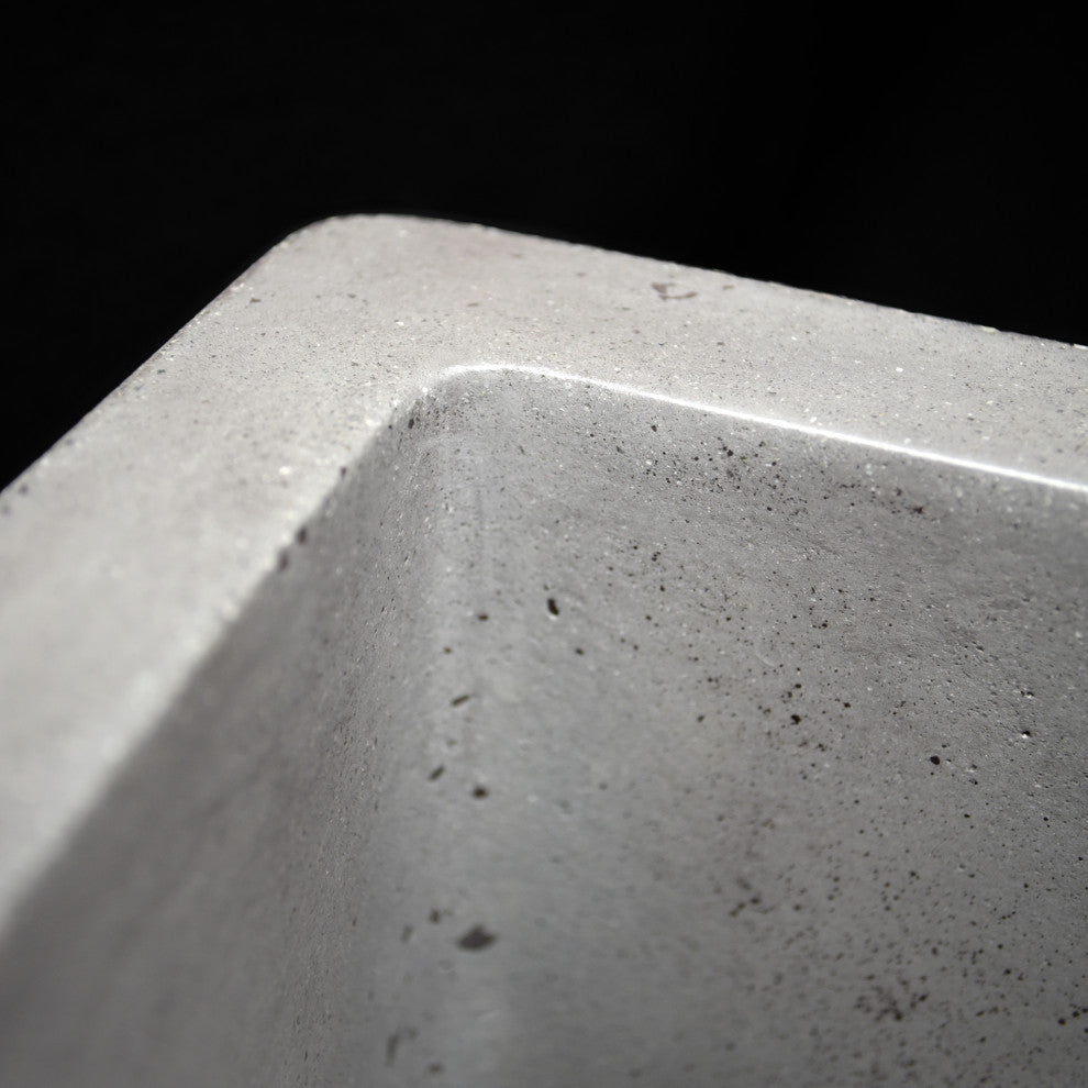 Ventana in Ash