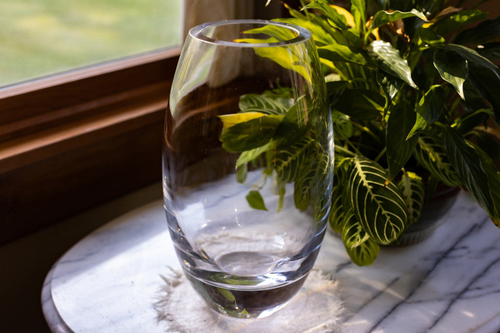 Radiant Vase 11"
