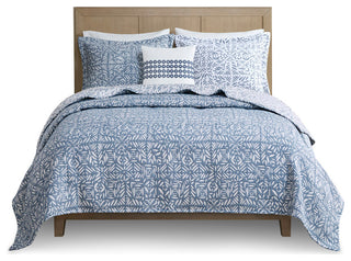 Madison Park Signature 4 Piece Oversized Reversible Quilt Set
