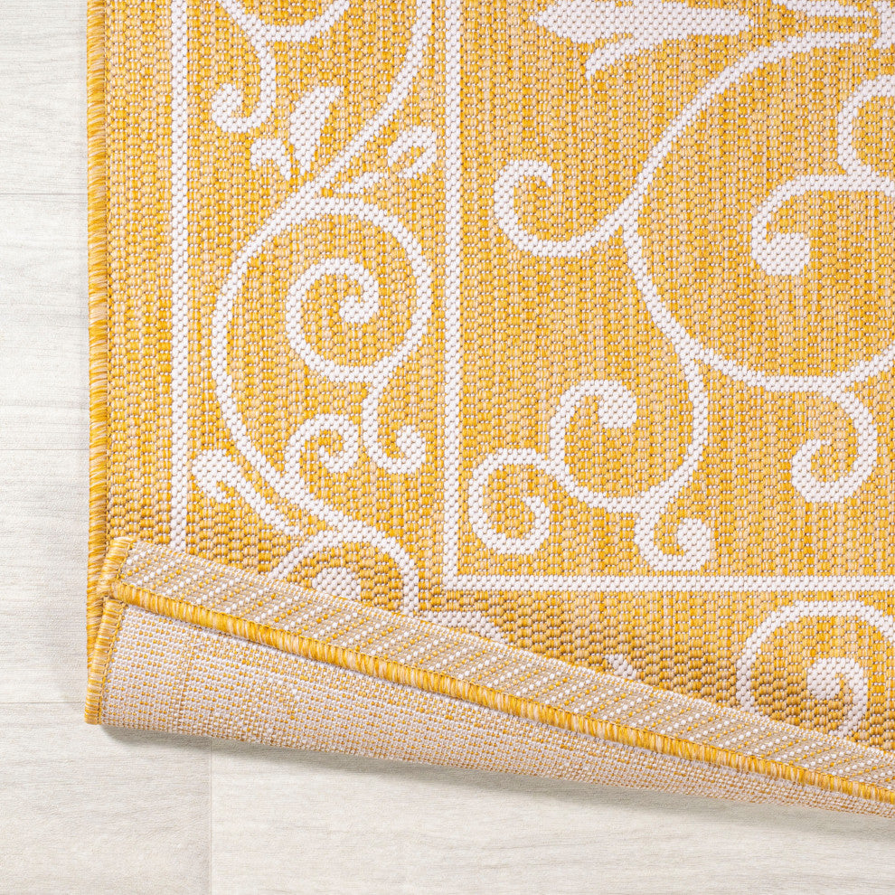 Charleston Filigree Textured Weave Indoor/Outdoor, Yellow/Cream, 5' Square