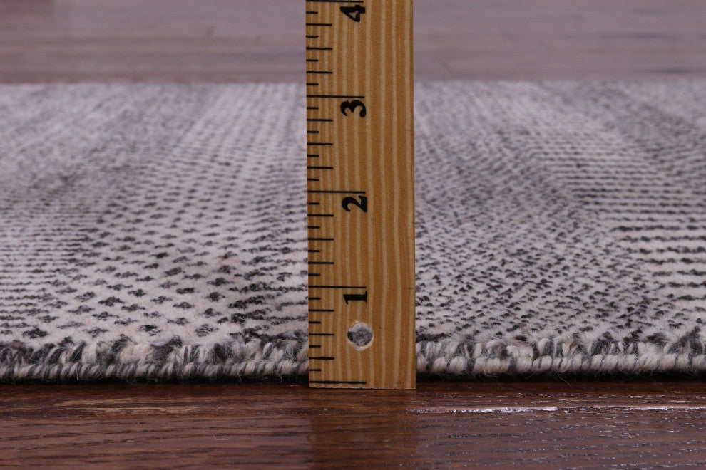 2' 5" X 12' 1" Hand Knotted Savannah Grass Wool and Silk Runner Rug Q11970