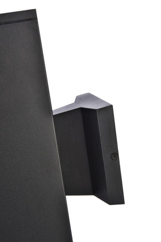 Trendy Fare Outdoor Wall Sconce (Black)