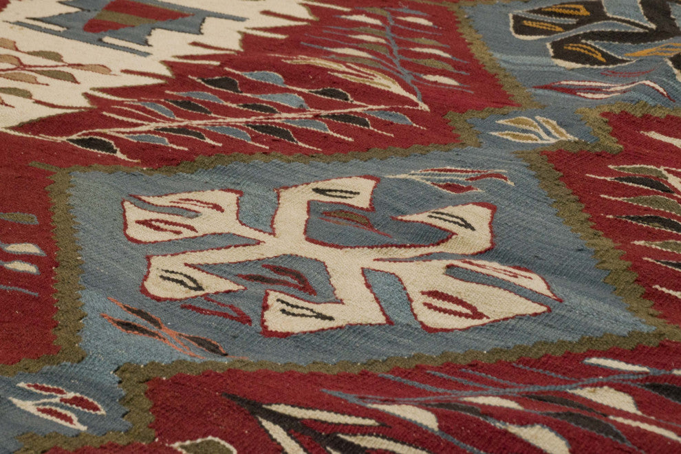 New Handwoven Turkish Kilim Rug 3' 11" x 5' 7", 47 in. x 67 in.