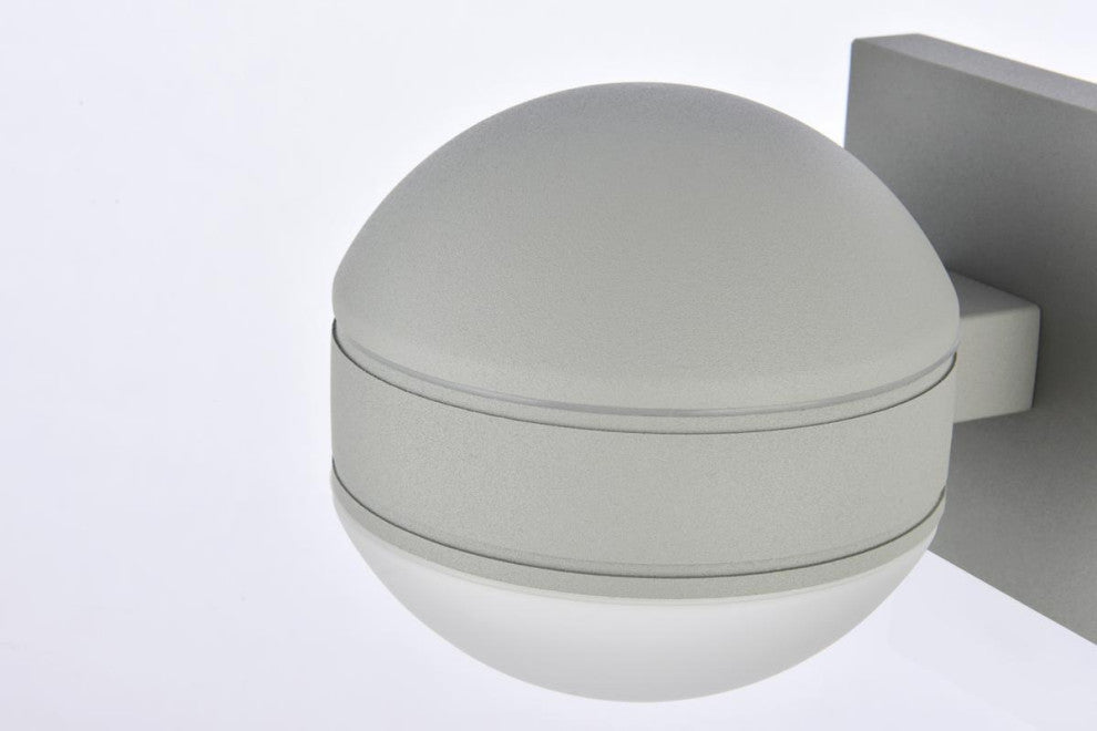 Trendy Fare LED Wall Sconce (Silver)