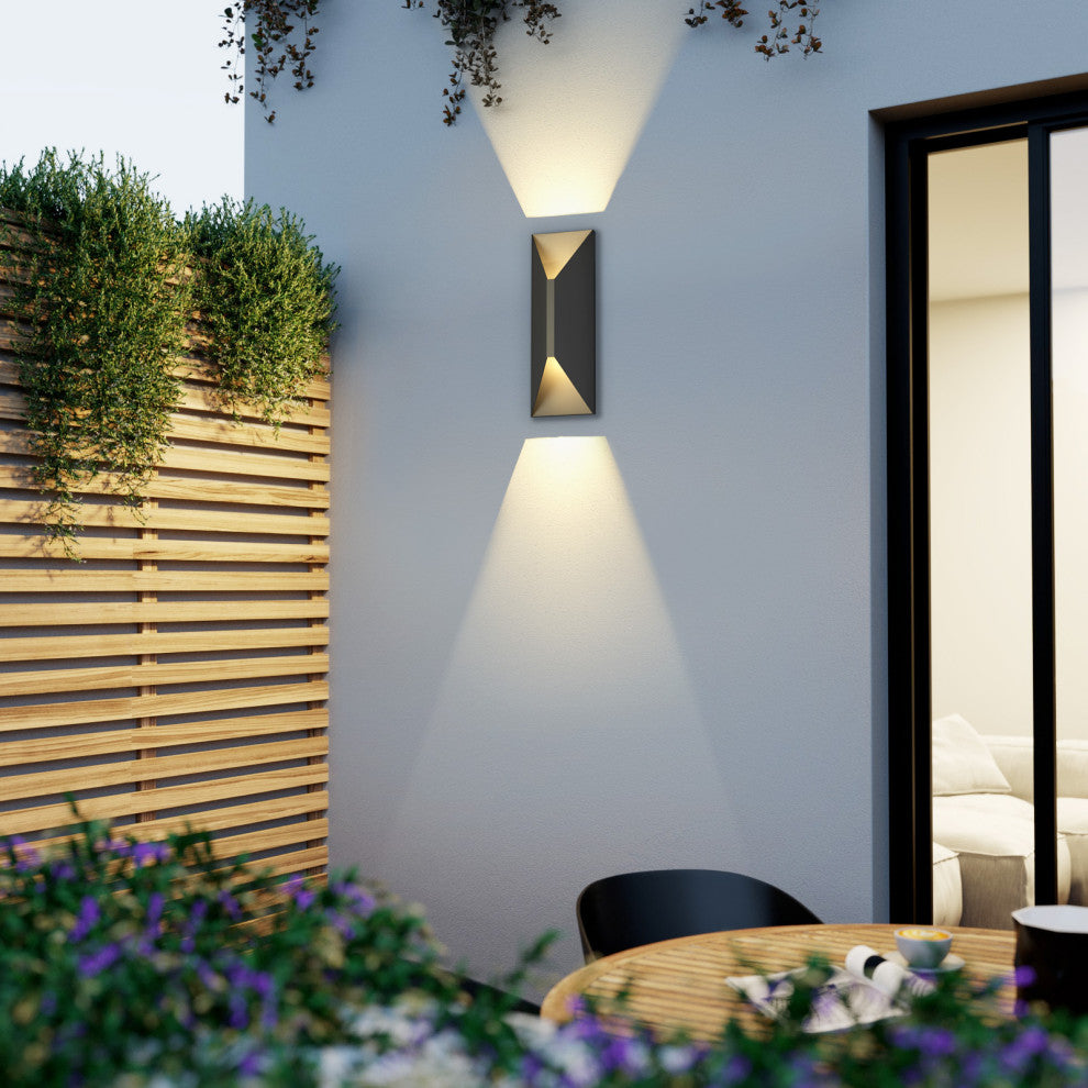 LED Outdoor Wall Fixture, 11W, COBLED 3000K 850LM