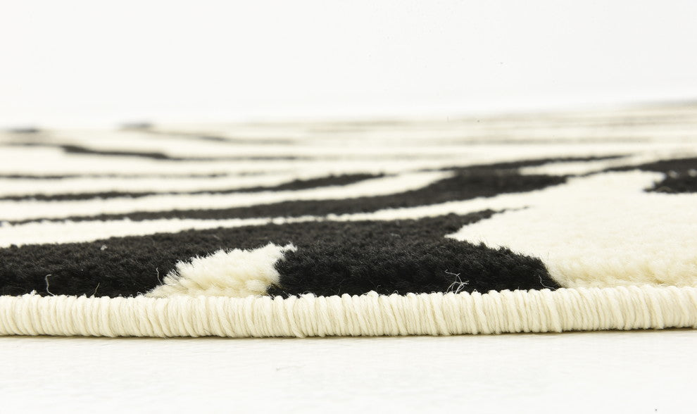 Unique Loom Ivory Zebra Wildlife 4'' Round Rug