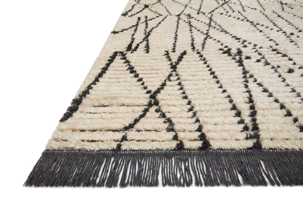 Chris Loves Julia x Loloi Alice Cream/Charcoal 2'-7" x 4' Area Rug
