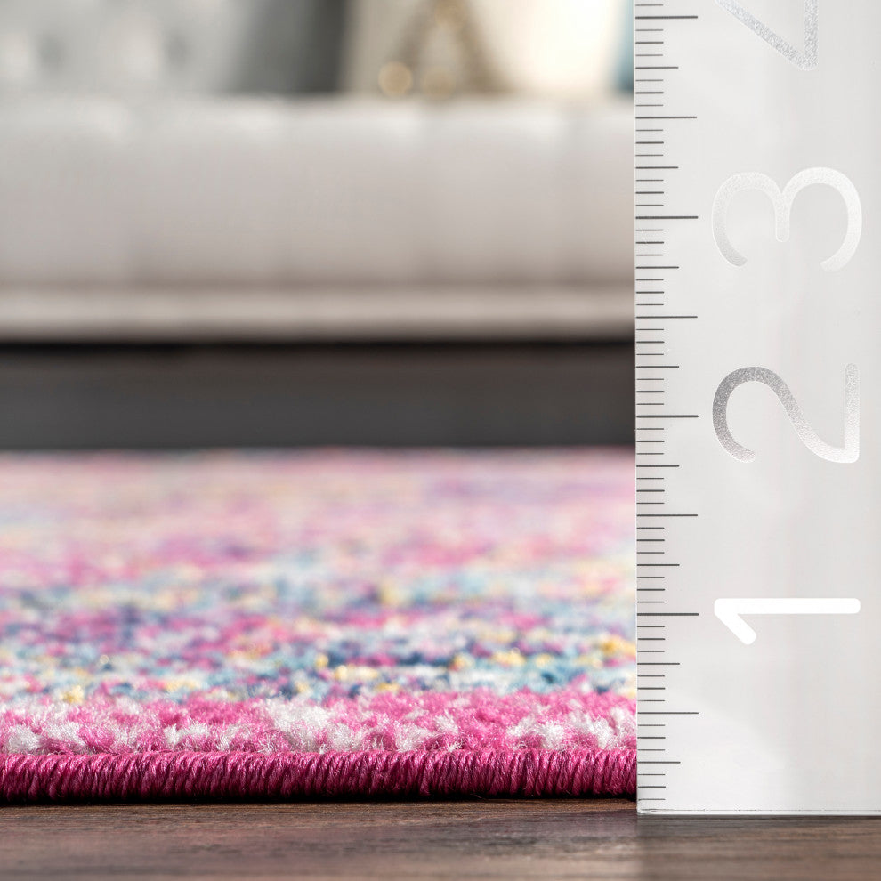 Nuloom Traditional Medallion Verona Rug, Fuchsia 6'Round