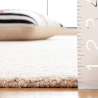 Safavieh Couture Abstract Collection ABT499 Area Rug, Beige/Ivory, 6' Round