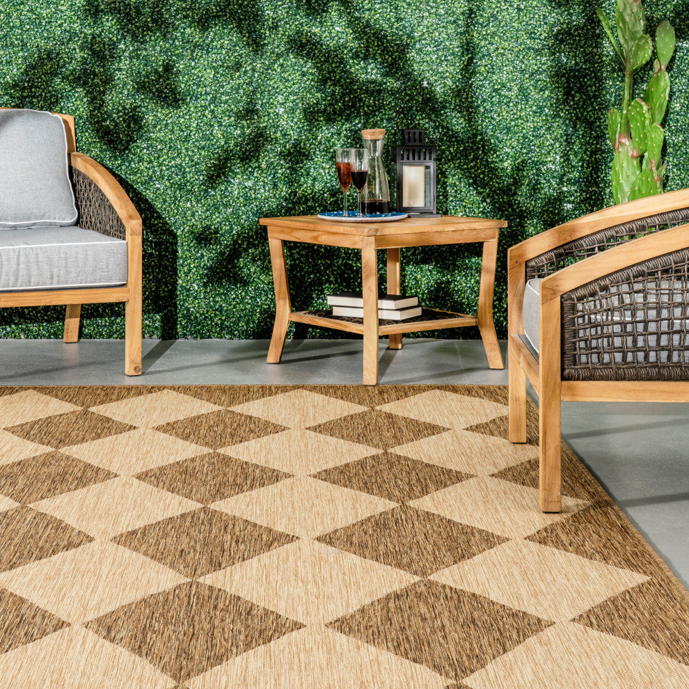 Nuloom Sabina Diamond Trellis Indoor/Outdoor Area Rug, Brown 2'x8'