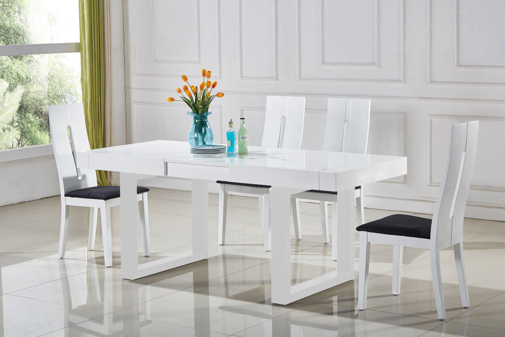 Laura Butterfly Leaf Dining Table