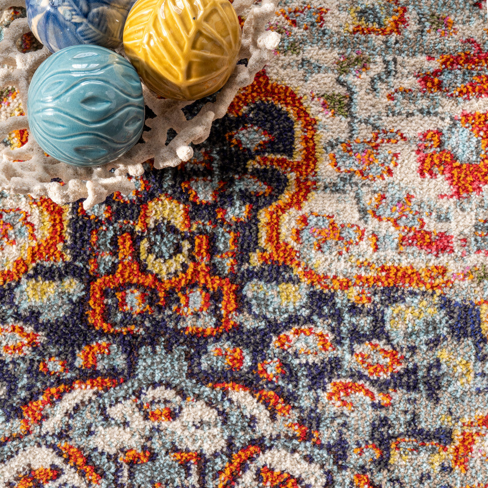 Nuloom Hazy Damask Medallion Mirage Area Rug, Grey 4'x6'