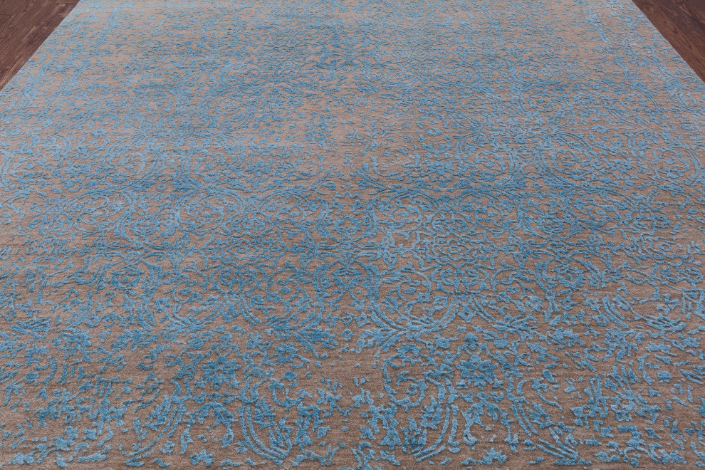 Persian Wool and Silk Hand-Knotted Rug 8' 2" X 10' 1" Q6248