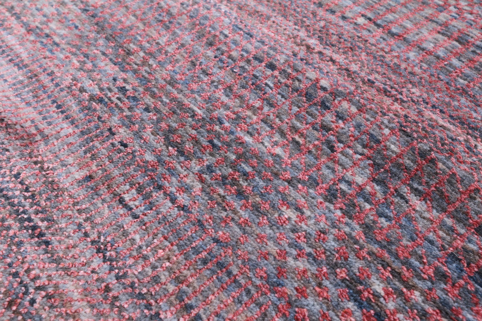 5' 10" X 9' 1" Hand Knotted Wool and Silk Savannah Grass Rug Q11925