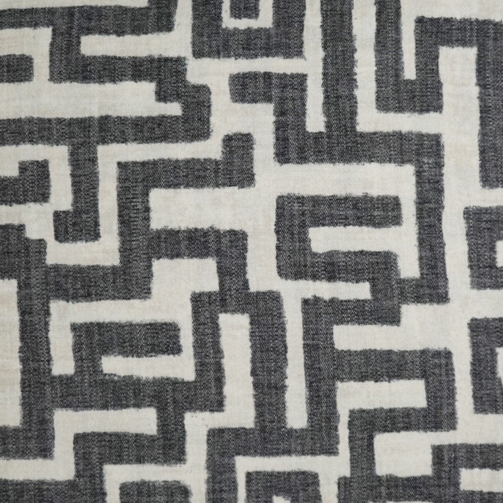 Giotto Pillow - Black