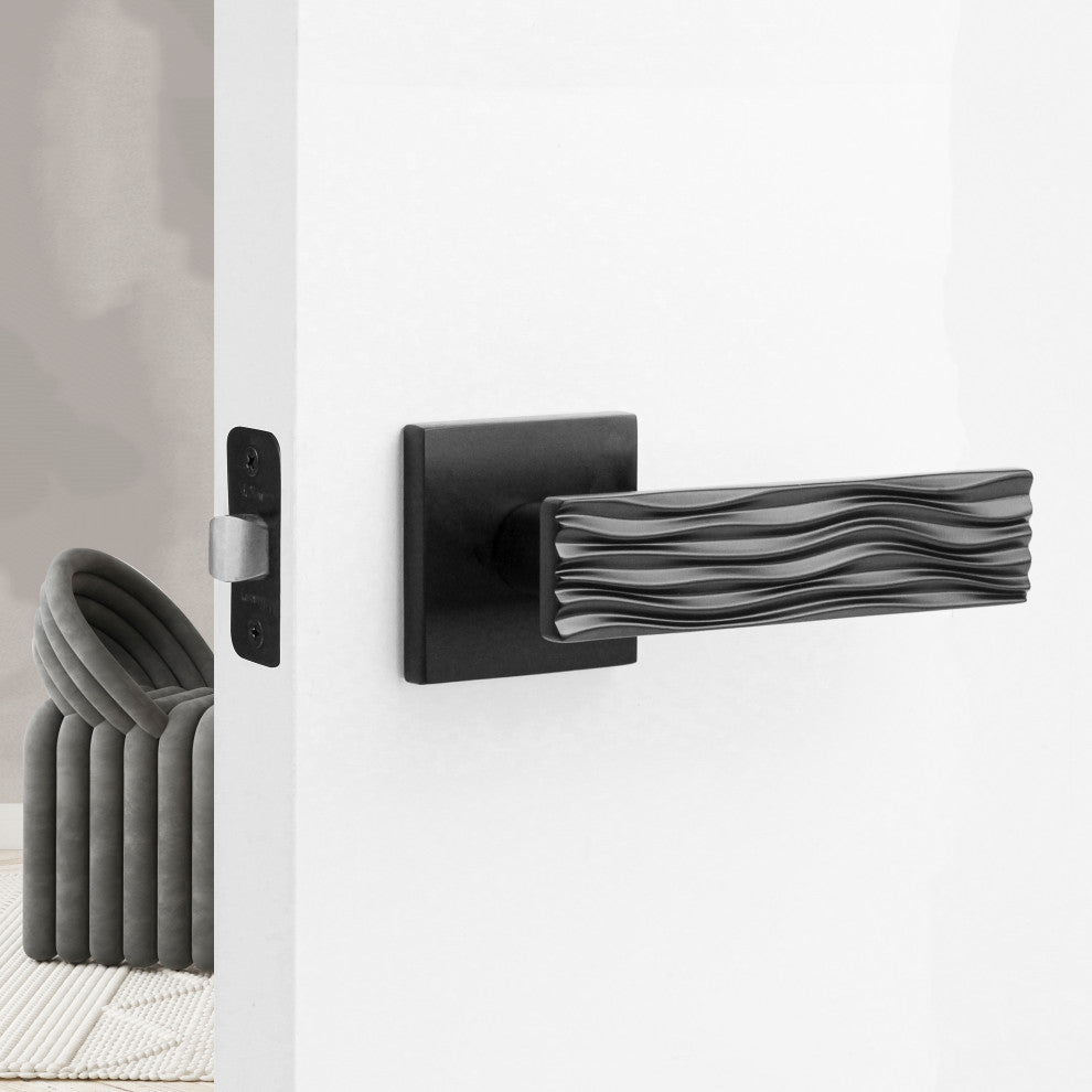 Modern Heavy Duty Designer Interior Door Lever - Ridge Collection, Matte Black, Passage Right Hand