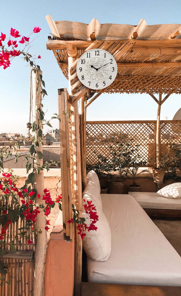 Blanc Fleur Clock