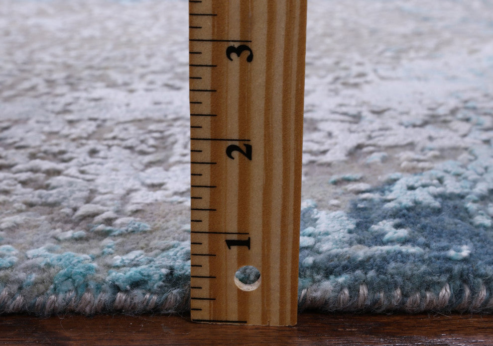 4' 0" X 6' 3" Handmade Wool and Silk Modern Rug Q7137