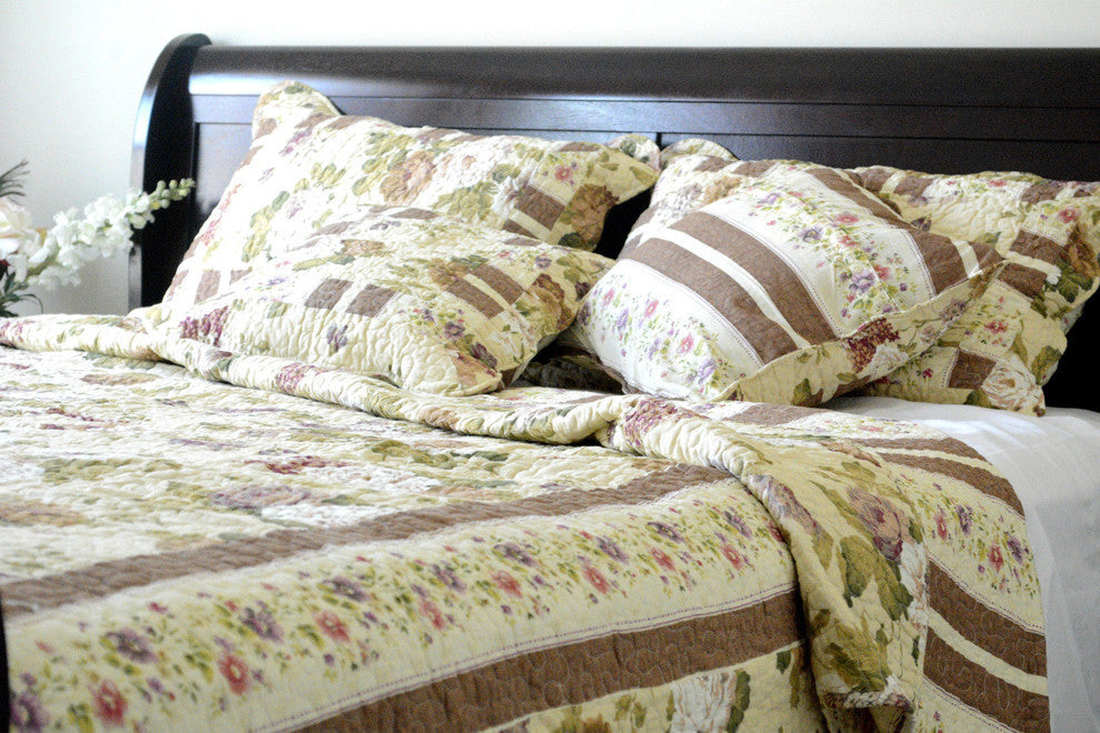 Rose Garden Reversible Quilt Set, Queen