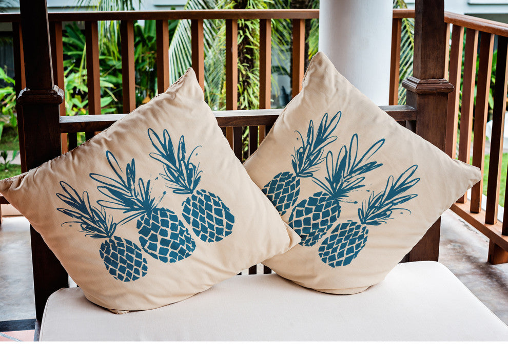 18" x 18" Pineapples Indoor/Outdoor Polyester Throw Pillow, Autumn Blue