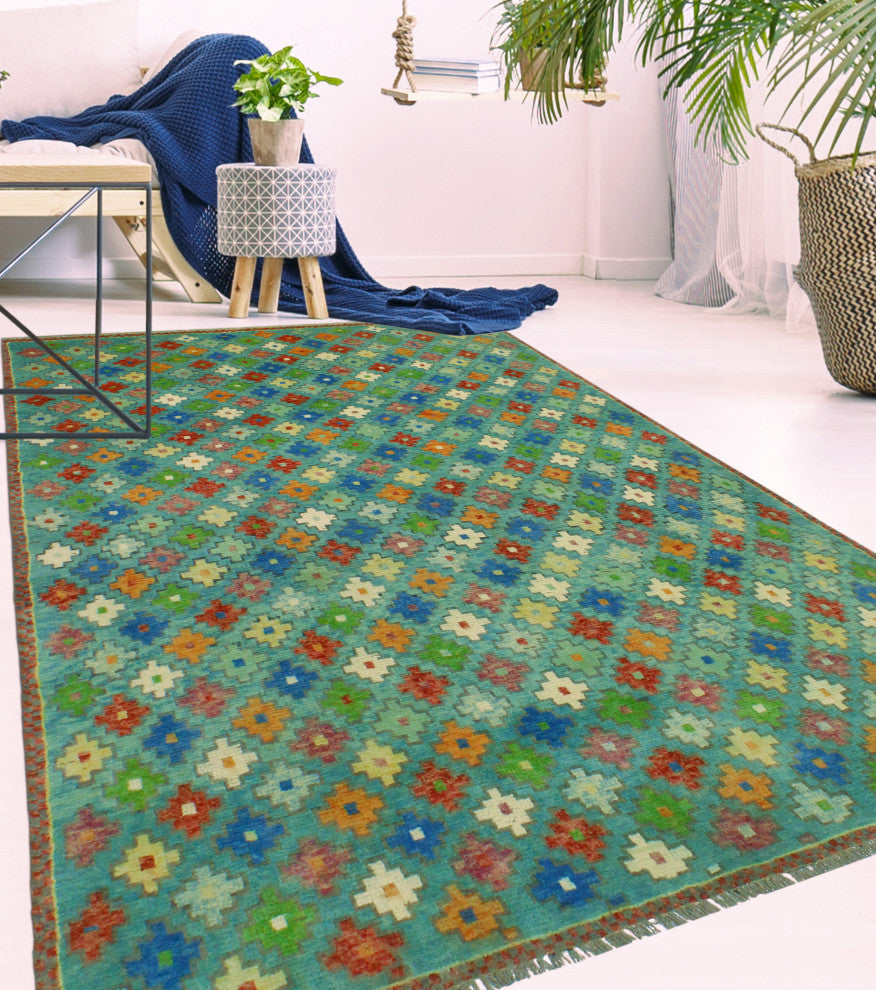 Balochi Adeben Light Green/Ivory Rug, 4'10x7'11