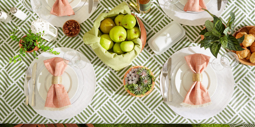 Artichoke Grid Vinyl Tablecloth 70 Round