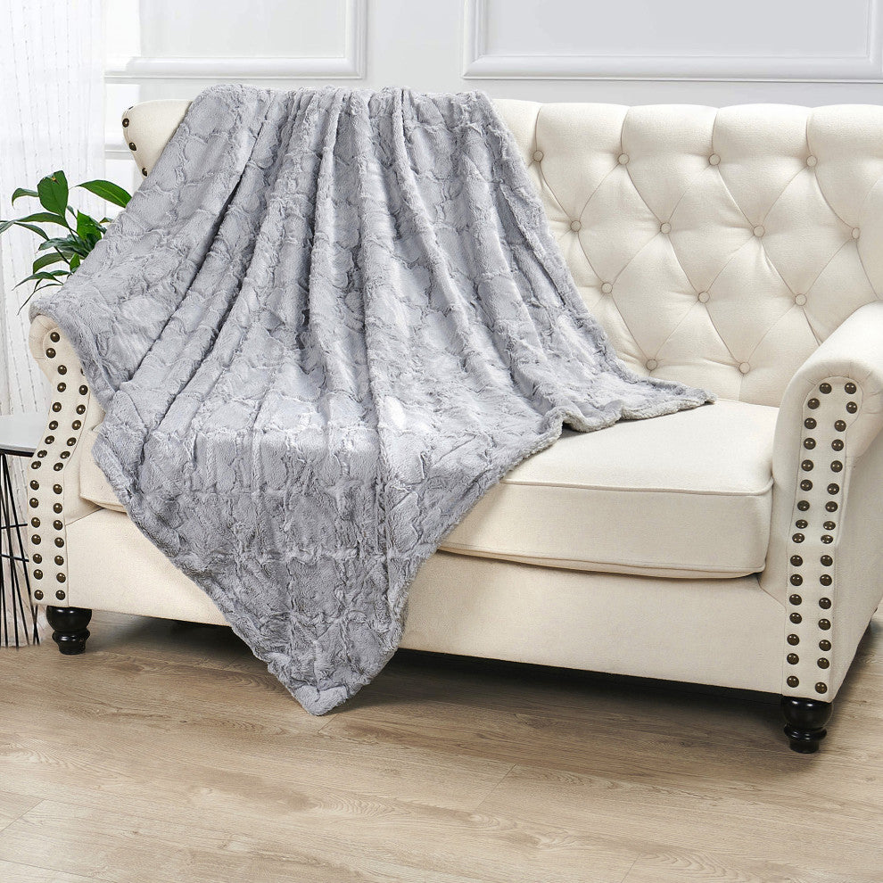 Ashley Brushed Faux Fur & Matching Sherpa Borrego Backing Throw, Gray, 50" X 60"