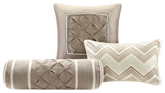 Madison Park Laurel 7 Piece Tufted Comforter Set in Ivory