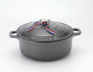 Chasseur 7.1-Quart Caviar-Grey Enameled Cast Iron Round Dutch Oven