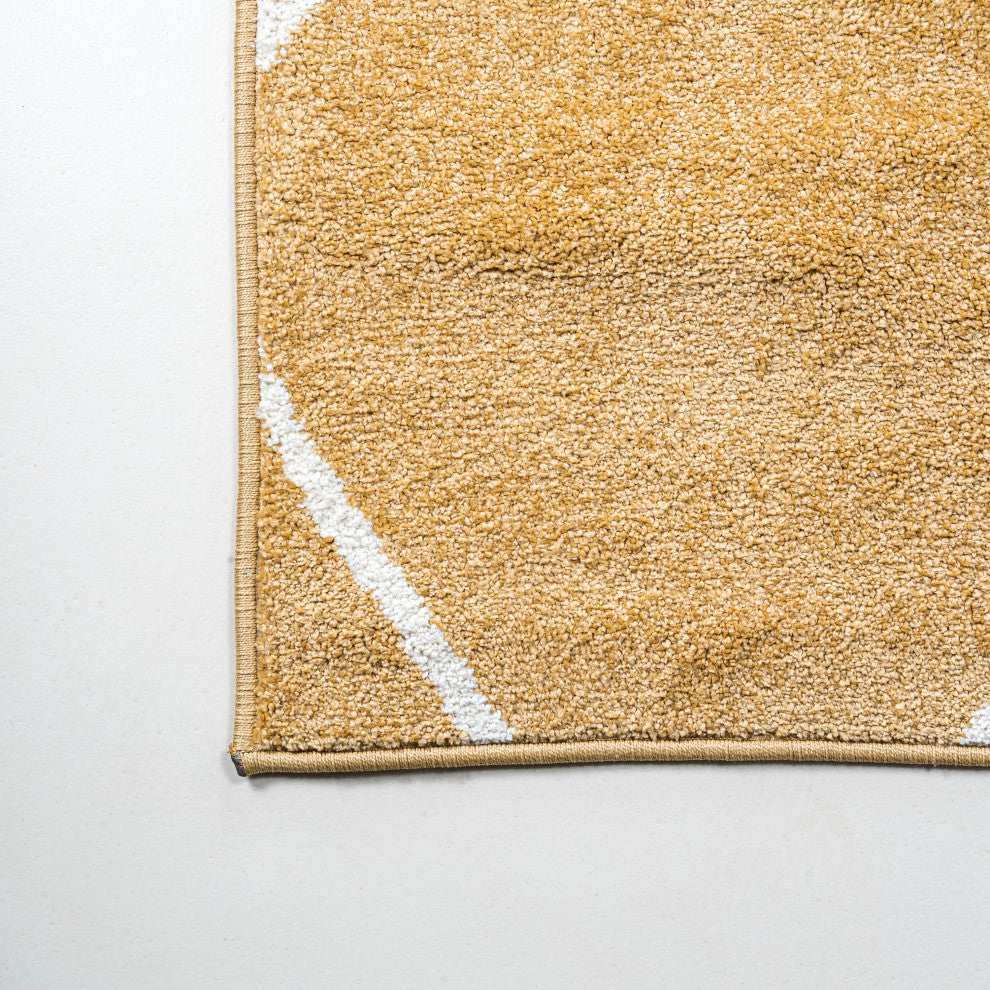 Cole Minimalist Diamond Trellis Gold/White 2 ft. x 8 ft. Runner Rug