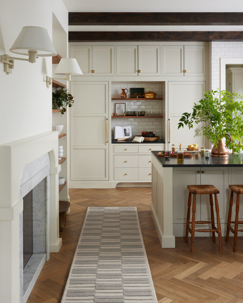 Chris Loves Julia x Loloi Bradley Ivory / Grey 7'-9" x 9'-9" Area Rug