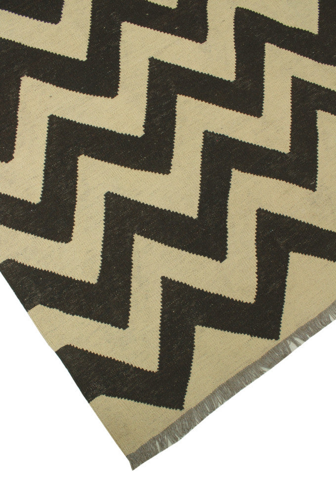 Winchester Kilim Aim Ivory Rug, 6'7x9'8