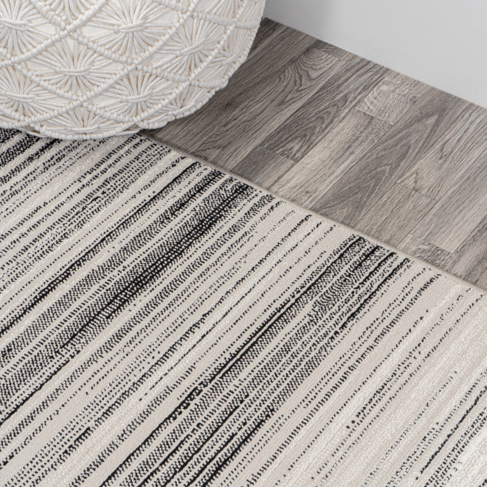 Austin Gradient Striped Gray/Black 5'x8' Area Rug