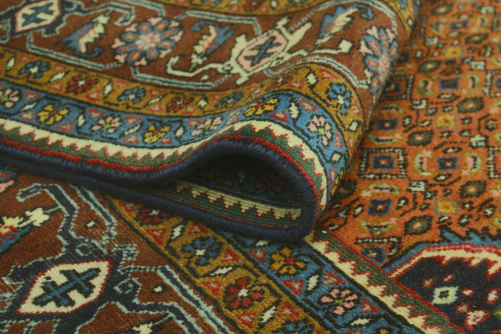 Fine Vintage Distressed Antinea Rust/Drk. Red Rug, 6'5 x 9'5