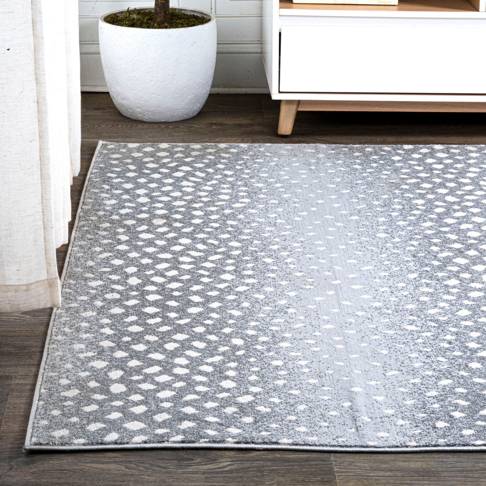 Antelope Modern Animal Light Gray/Cream 8'x10' Area Rug