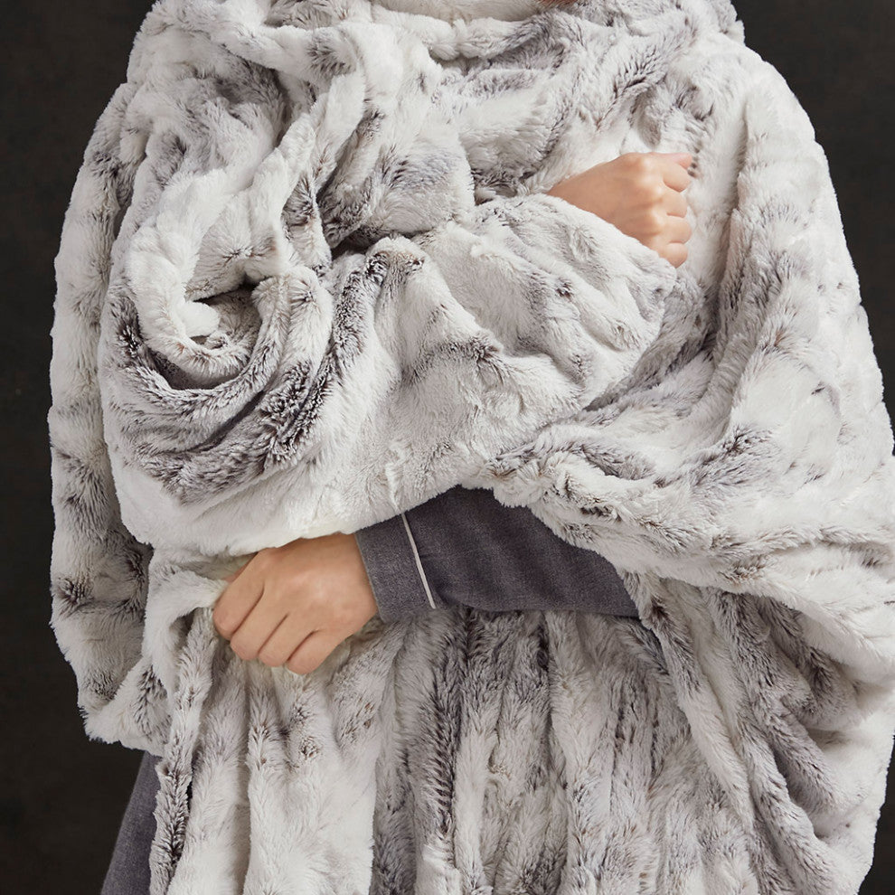 Beautyrest Zuri Oversized Faux Fur Heated Throw, Natural Marble