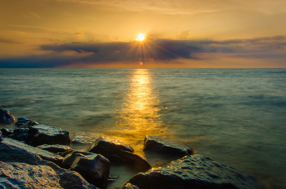 Sun Ray on the Water Coastal Landscape Framed Photo Paper Wall Art Print, Red Oak, 12" X 16"
