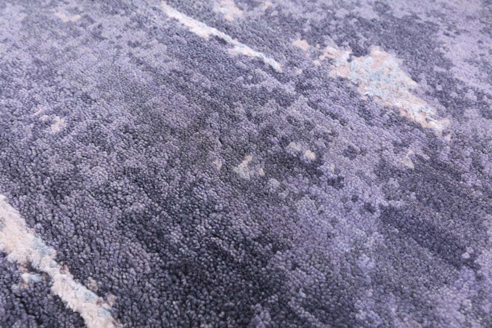 9' 11" X 13' 10" Handmade Wool & Silk Woman Under The Rain Rug - Q13156