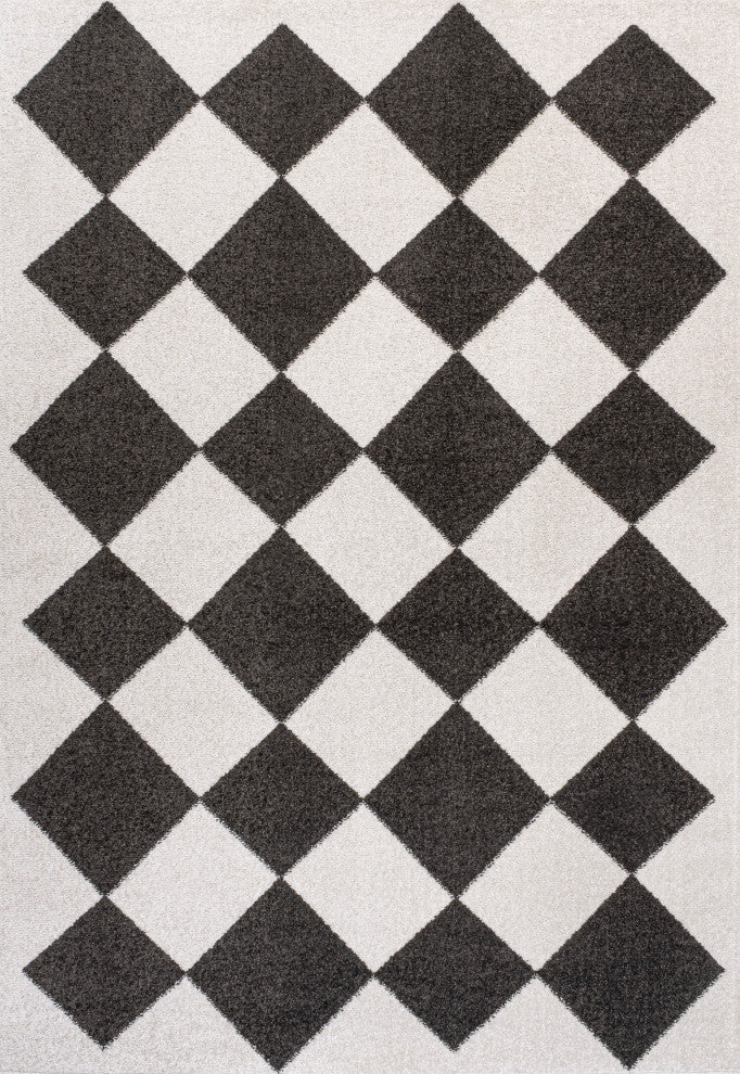 Draper Classic Geometric Diamond Pattern Area Rug