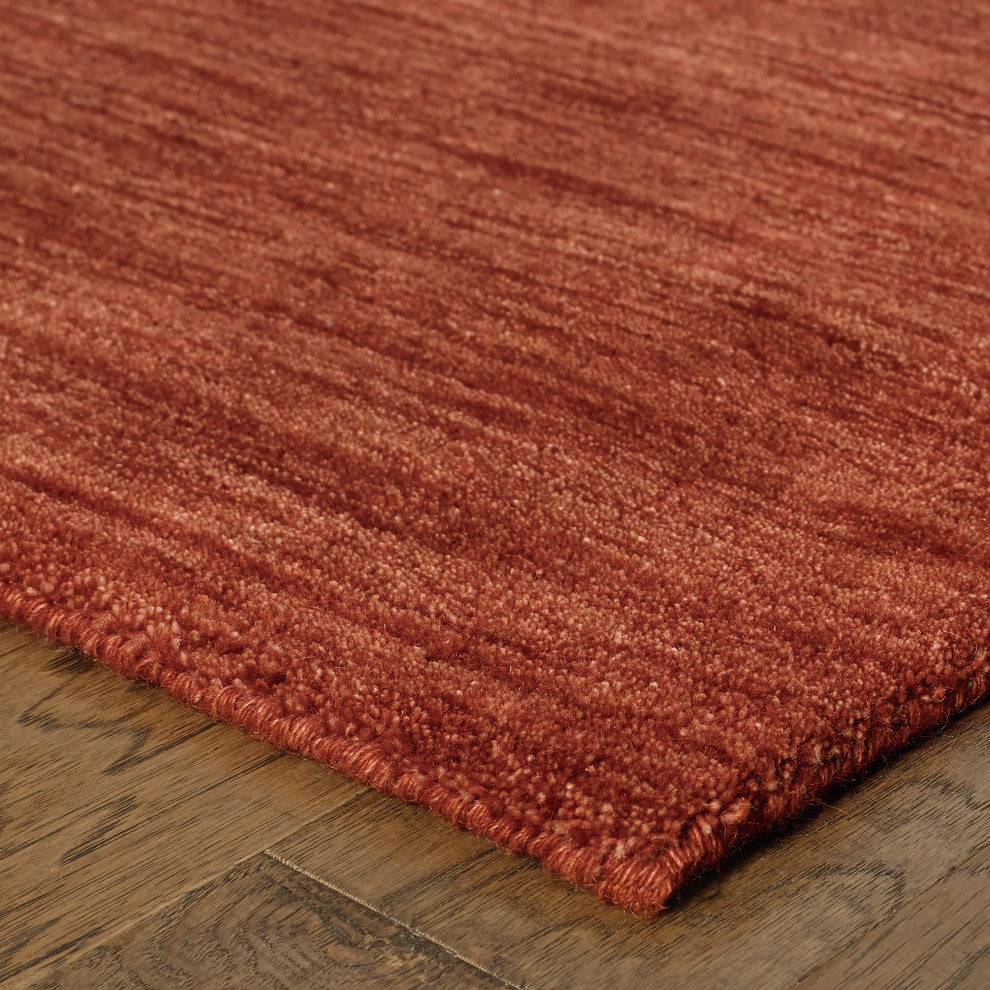 Arista Solid Red Hand-Crafted Area Rug, 2'6"x8'