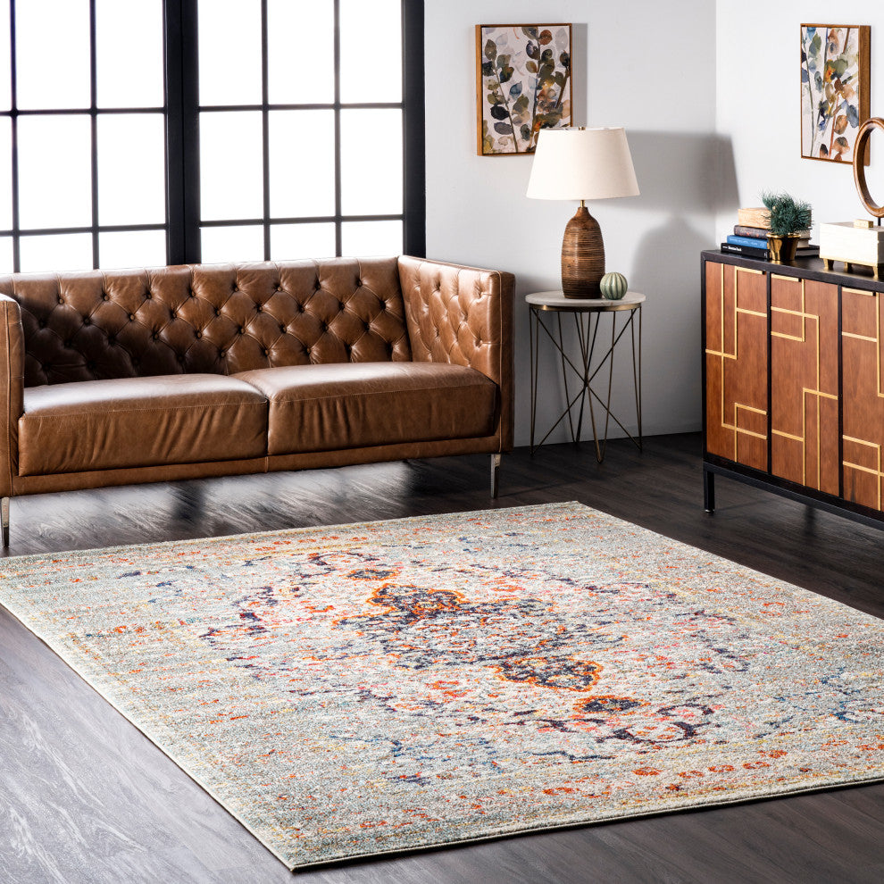 Nuloom Hazy Damask Medallion Mirage Area Rug, Grey 4'x6'