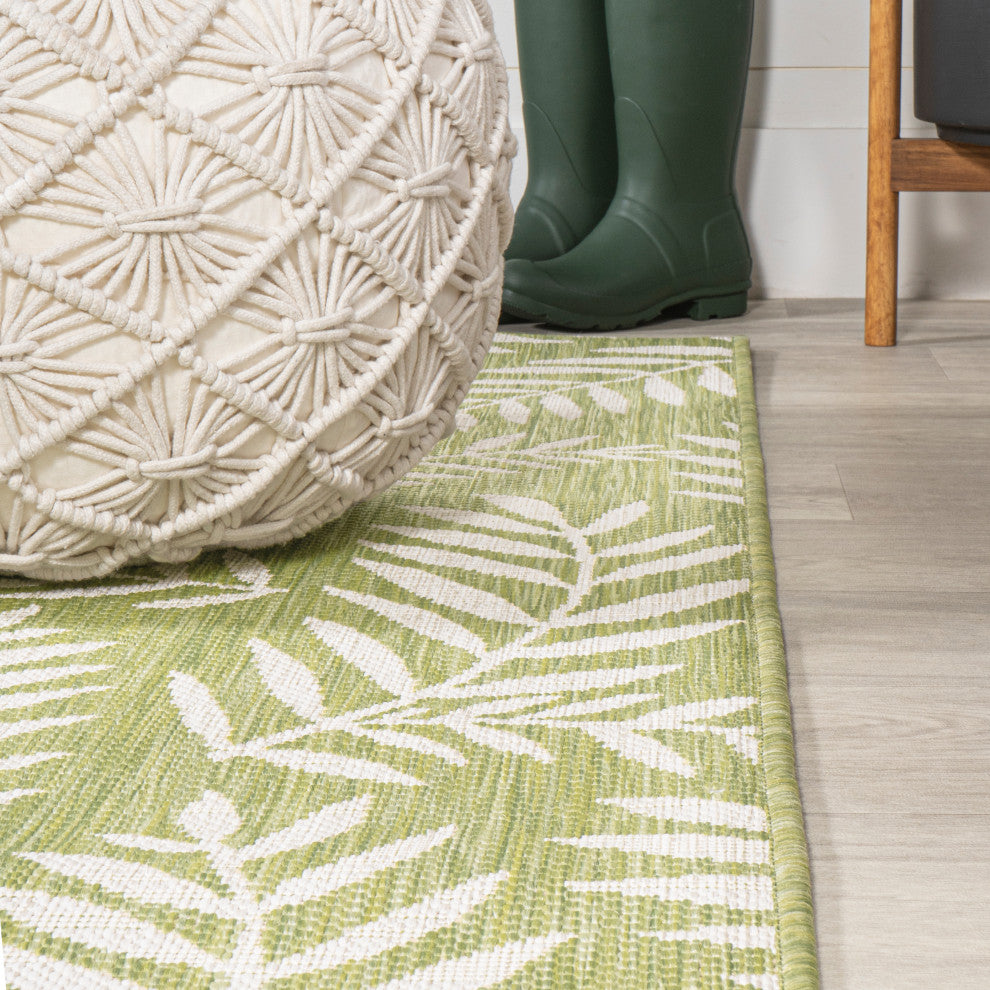 Nevis Palm Frond Indoor/Outdoor, Green/Cream, 3x5