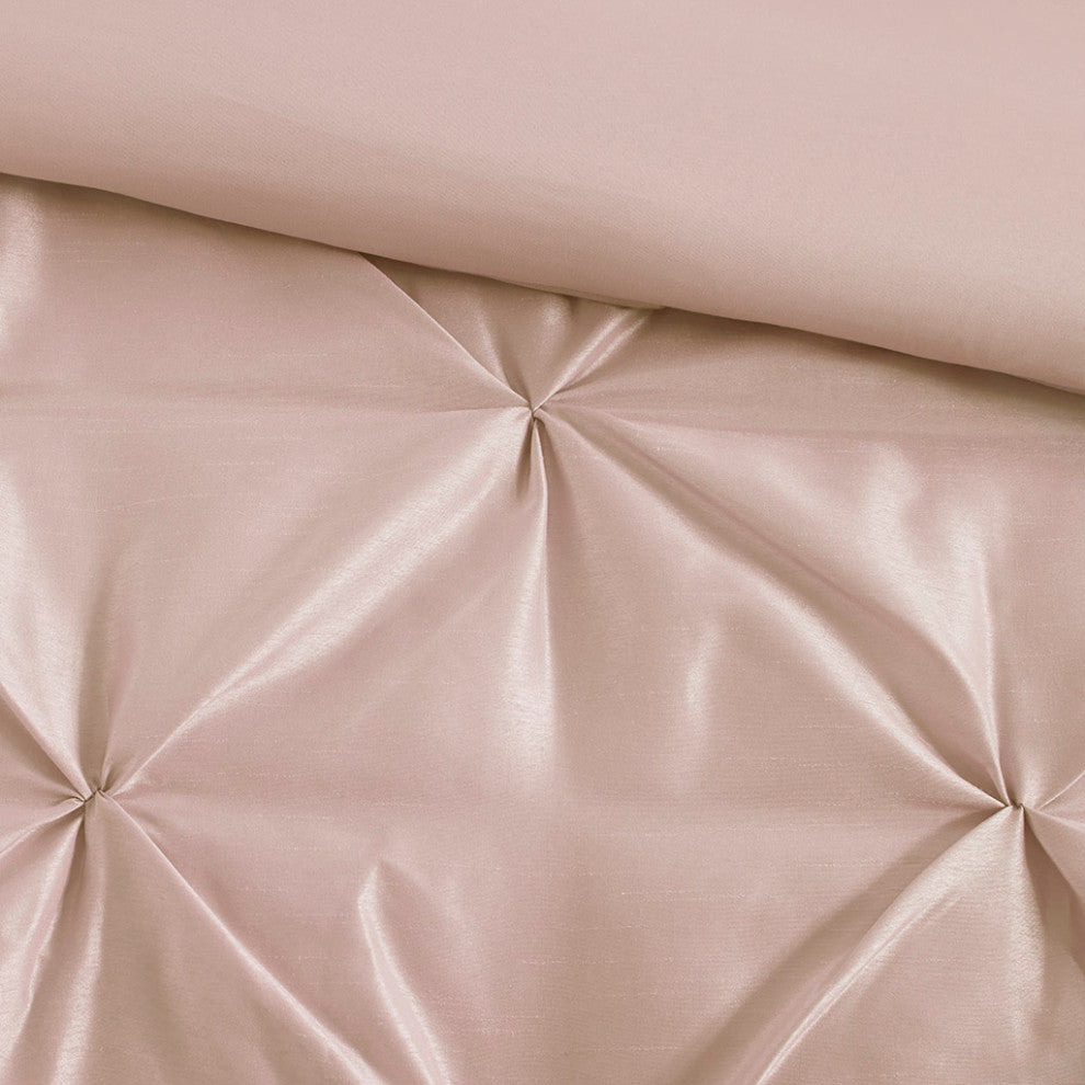 Madison Park Laurel 7 Piece Tufted Comforter Set in Blush