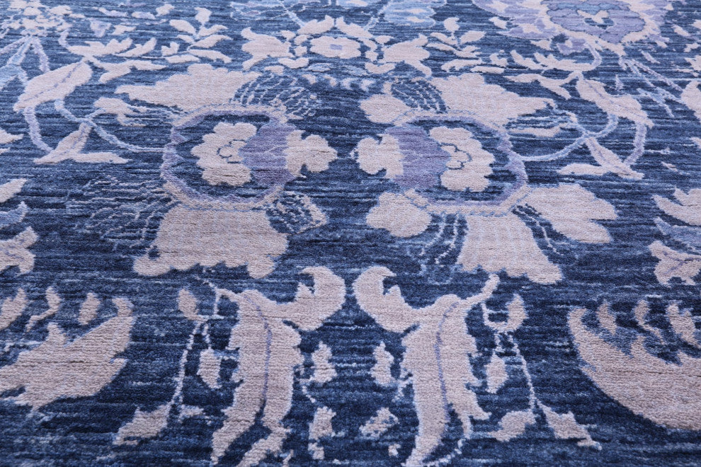 10' 0" X 20' 2" Modern Hand-Knotted Wool Rug Q9007