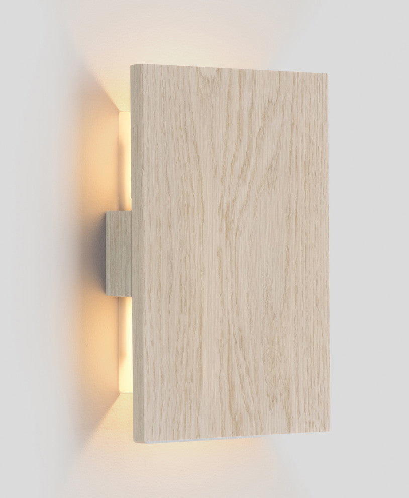 Tersus LED Sconce White Washed Oak Brushed Brass 2700 K